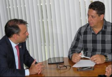 Deputado Arnaldo cobra recapeamento da BR-364 - Foto: Divulgação