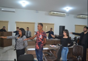 Vereadores mirins são empossados e escolhem mesa diretora - Foto: Nilson Fernandes