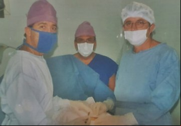 Dr Celso Brito Junior homenageia o companheiro de carreira Rogério Pavan - Foto: Arquivo Pessoal