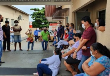 Tuta visita hospital e unidades de USF para ouvir servidores - Foto: 