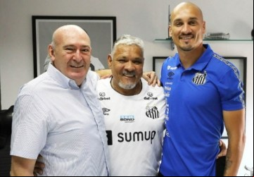 Zagueiro Maicon Roque é contratado pelo Santos FC - Foto: Pedro Ernesto Guerra Azevedo/SantosFC