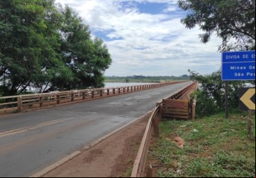 Recuperação de ponte em Colômbia aguarda edital para obras - Foto: Portal NC