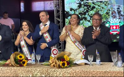 Tuta é empossado oficialmente para seu segundo mandato como prefeito de Colômbia